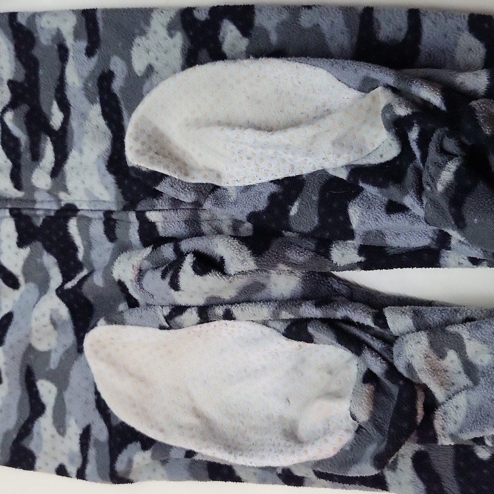 *Cherokee Footed PJs - Picture 4 of 6
